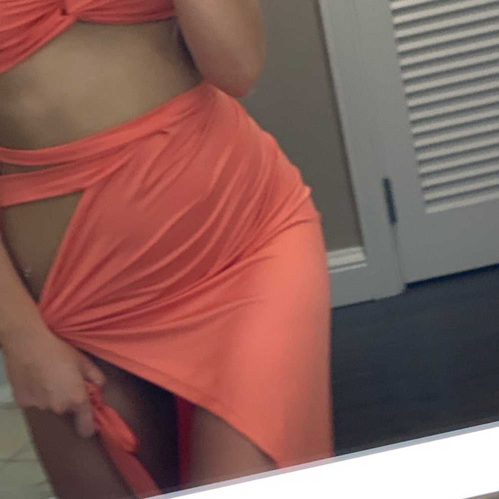 Revolve Two Piece Top and Skirt Small - Picture 8 of 15